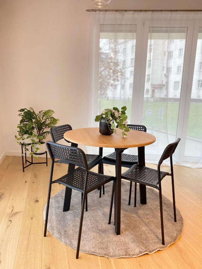 2-Room Apartment 150M To Metro 维也纳 外观 照片